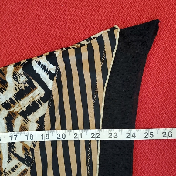 JM Collection Animal print multi-textured collage top 3/4 sleeves petite medium - Picture 2 of 7